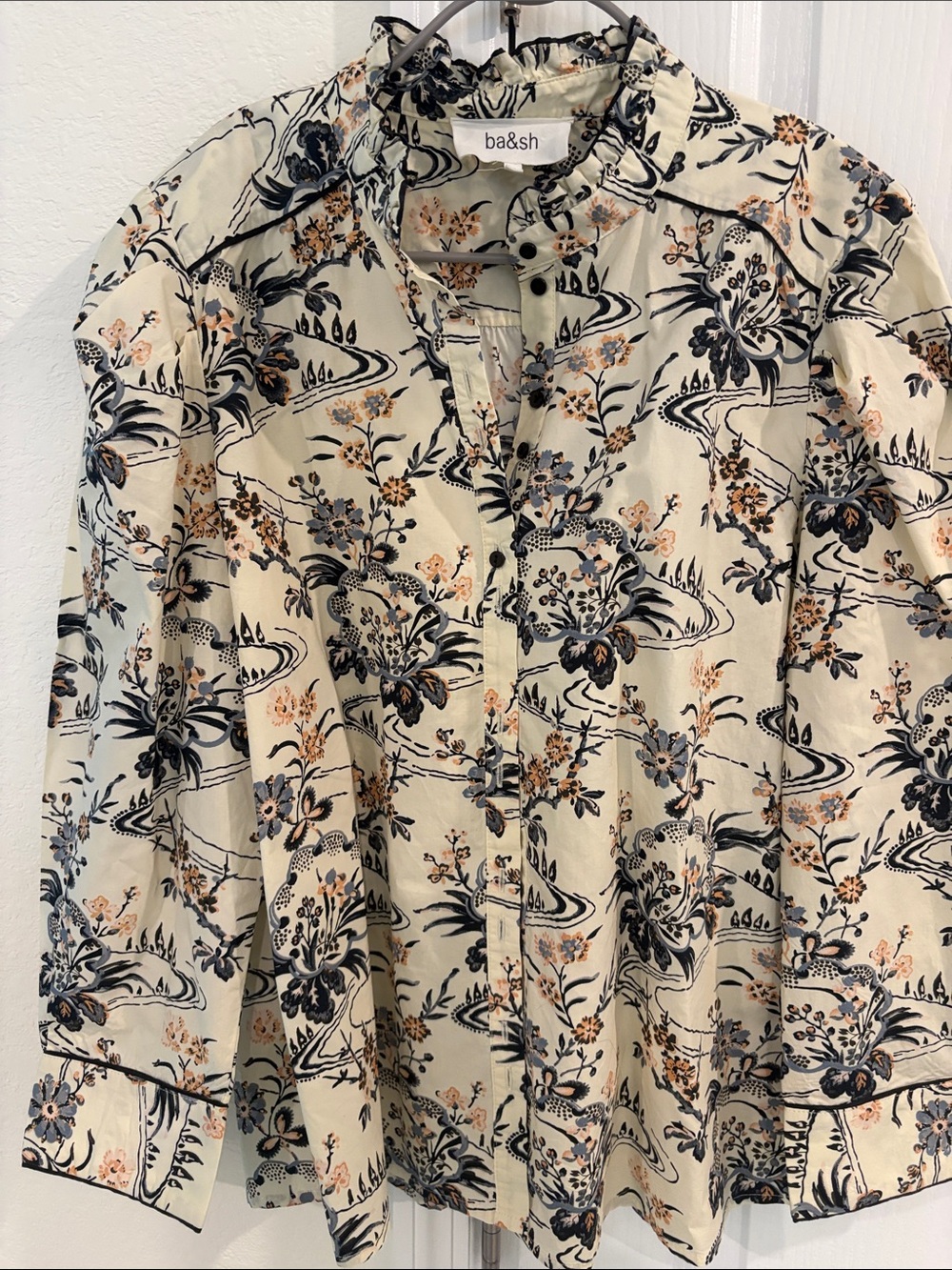 Ba&Sh Fary Shirt in Ecru. Organic cotton. Large